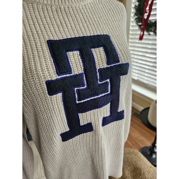 Tommy Hilfiger Monogrammed Applique Relaxed Sweater Size S Preppy - Picture 2 of 11